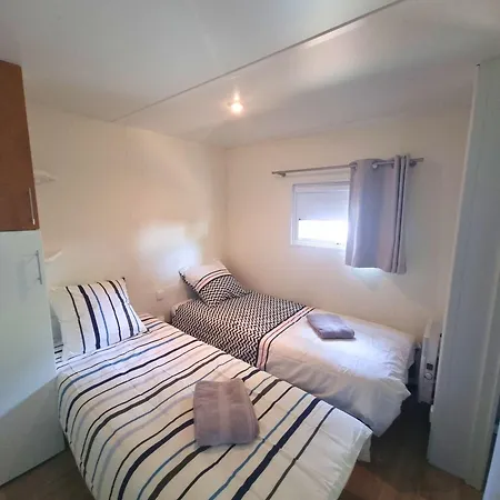 Mobilhome 2 Sdb, Barbecue, Proche Mer, Piscine *